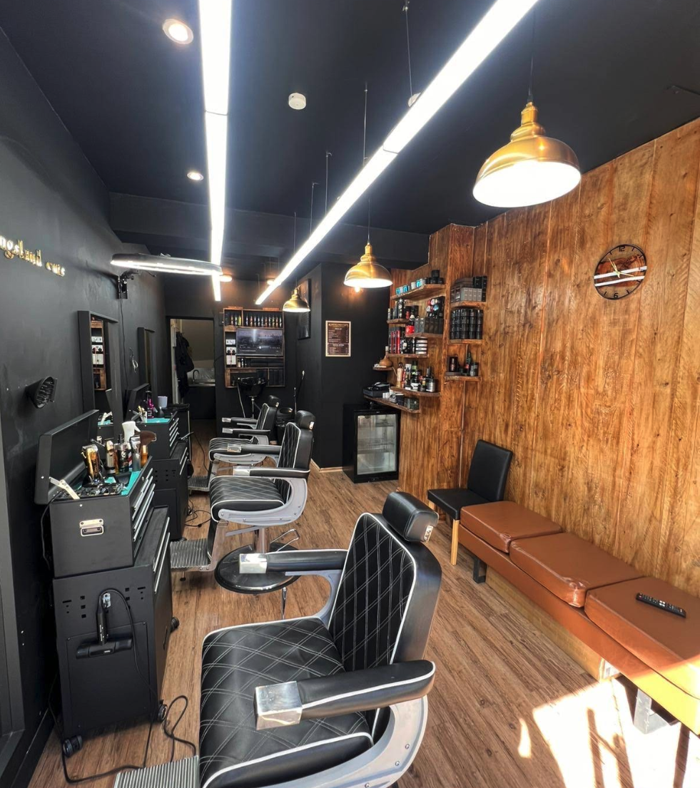 Kingsland Cuts interior